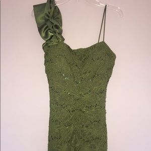Short fitting dark green dress